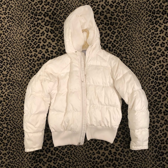 white nike puffer